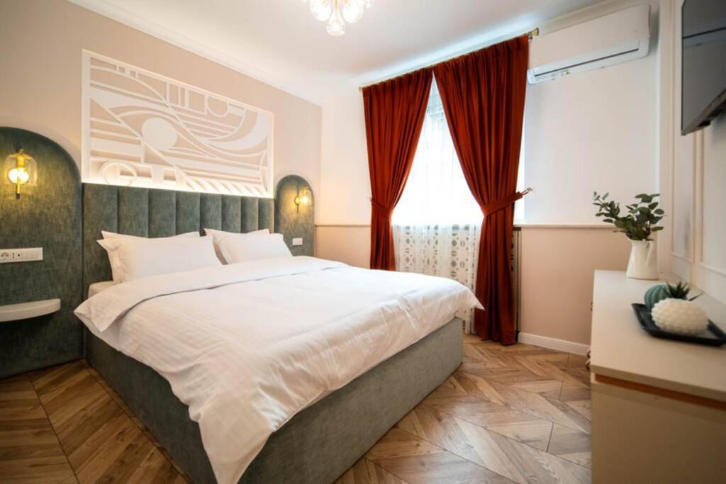 History Museum Apartment Bucarest Exterior foto